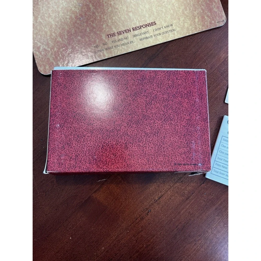 Crack the Case Mini Mysteries Game by Milton Bradley 100% Complete‎
